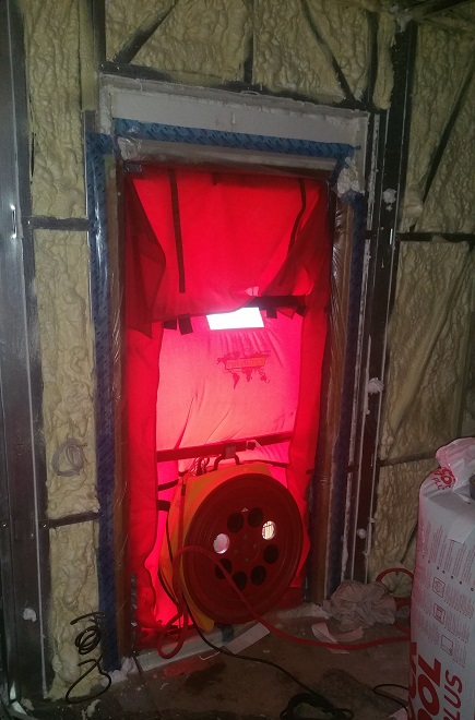 BLOWER DOOR TEST